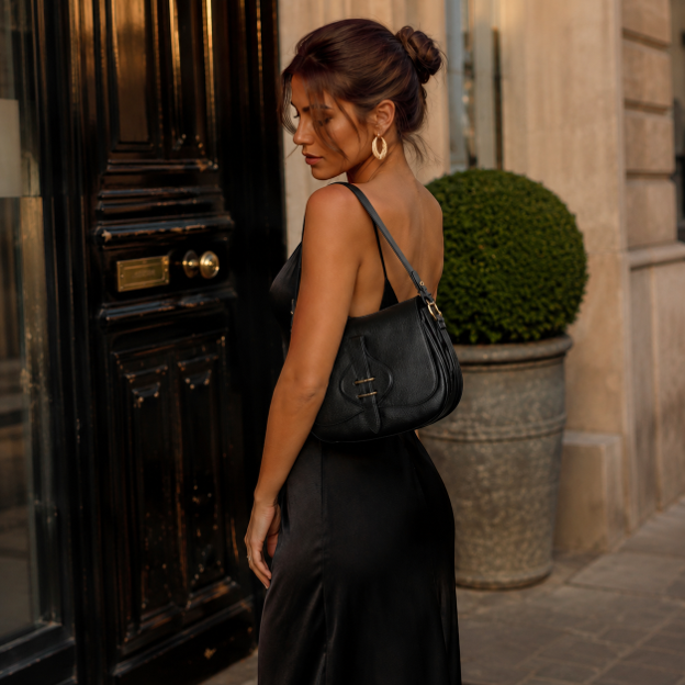 Borsa a spalla in pelle nera