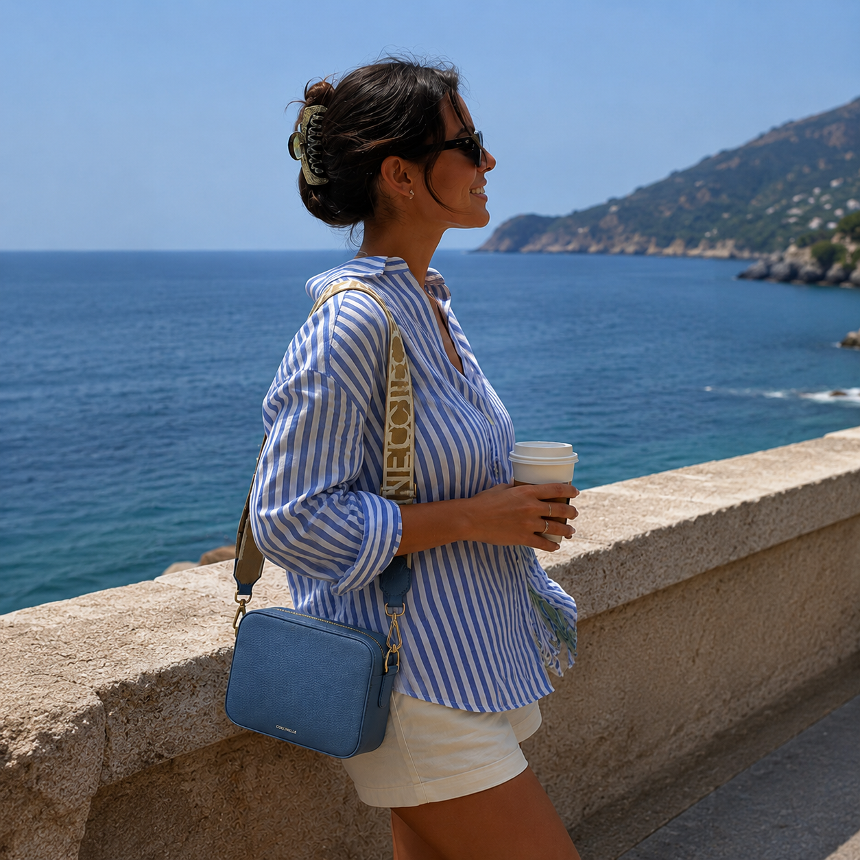 Borsa a tracolla in pelle azzurra